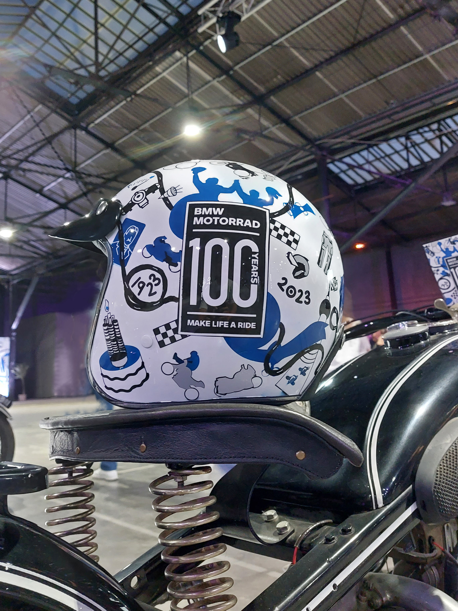 custom painted bmw κράνος