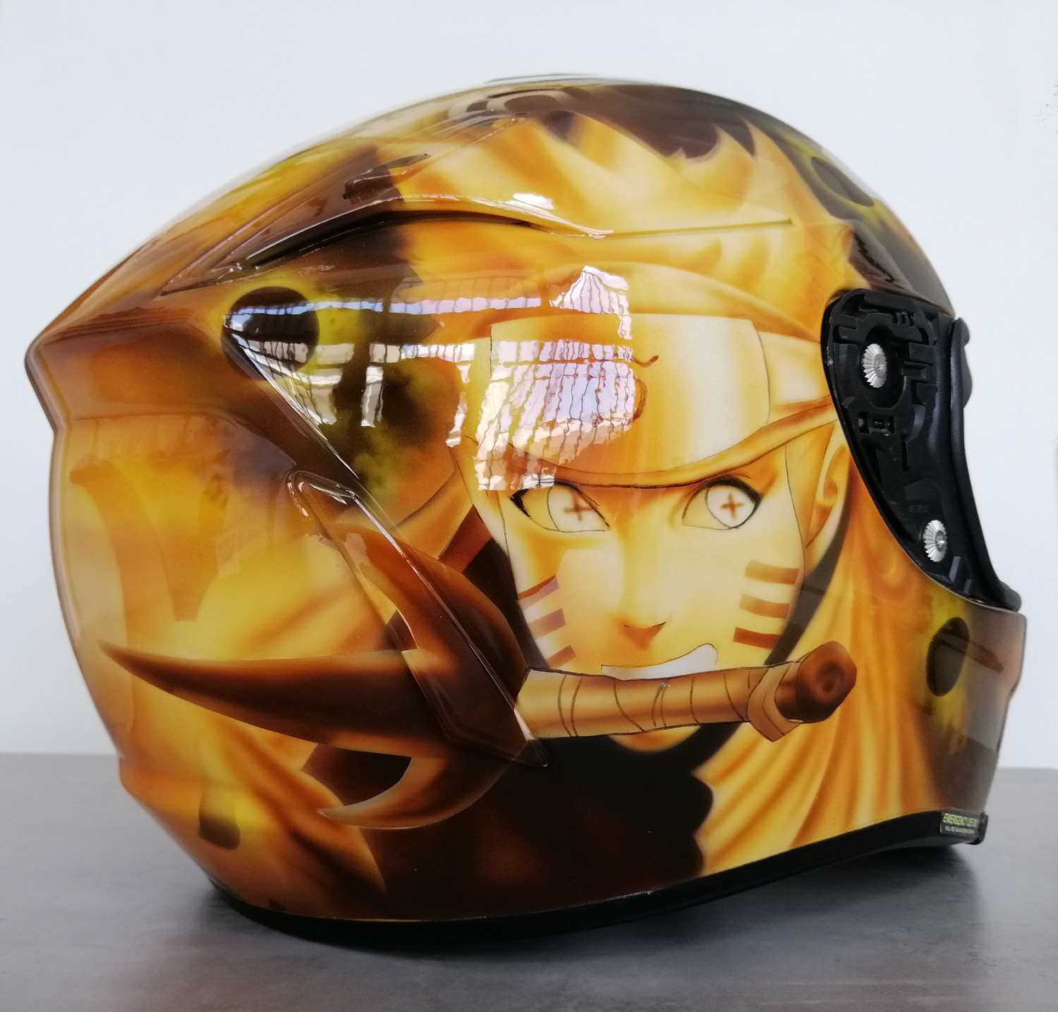 αερογραφία κράνος